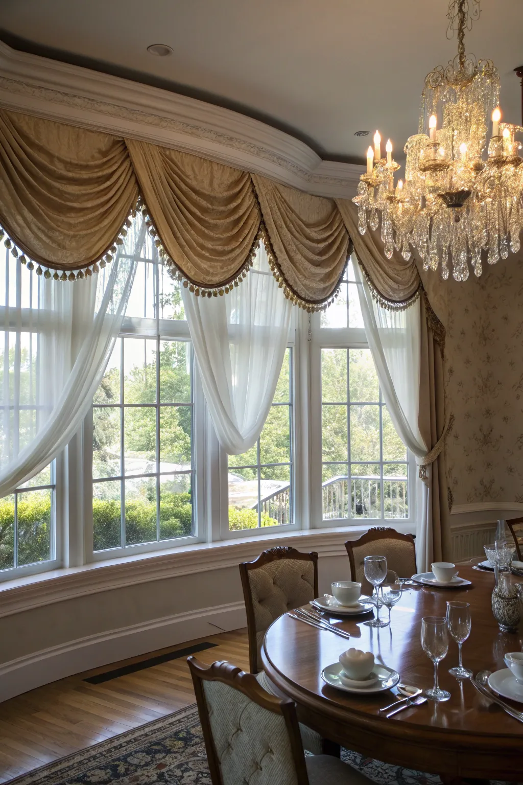 Elegant balloon valances in a luxurious dining room.