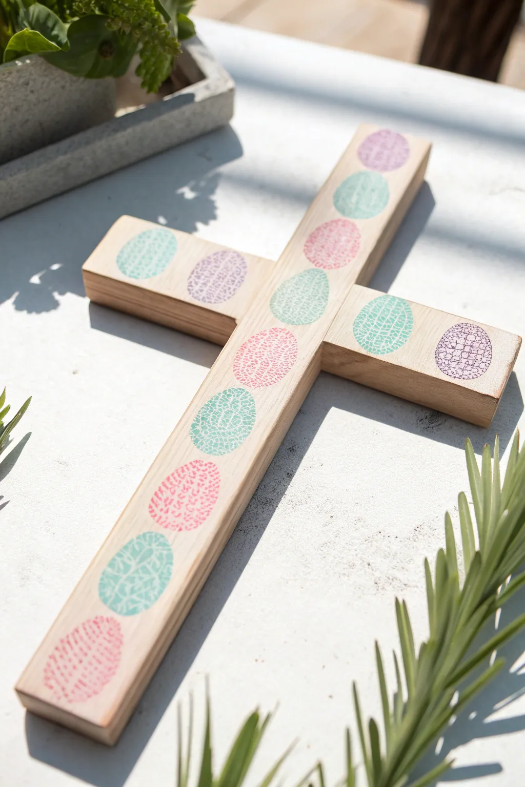 Cherish the little prints: Create a vibrant Easter keepsake with Fingerprint Cross Art. #EasterCrafts #MinimalistBeauty