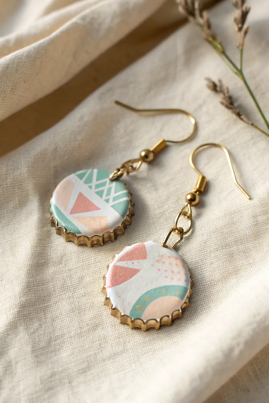 Transform everyday bottle caps into chic, eco-friendly earrings with a touch of Boho elegance.
