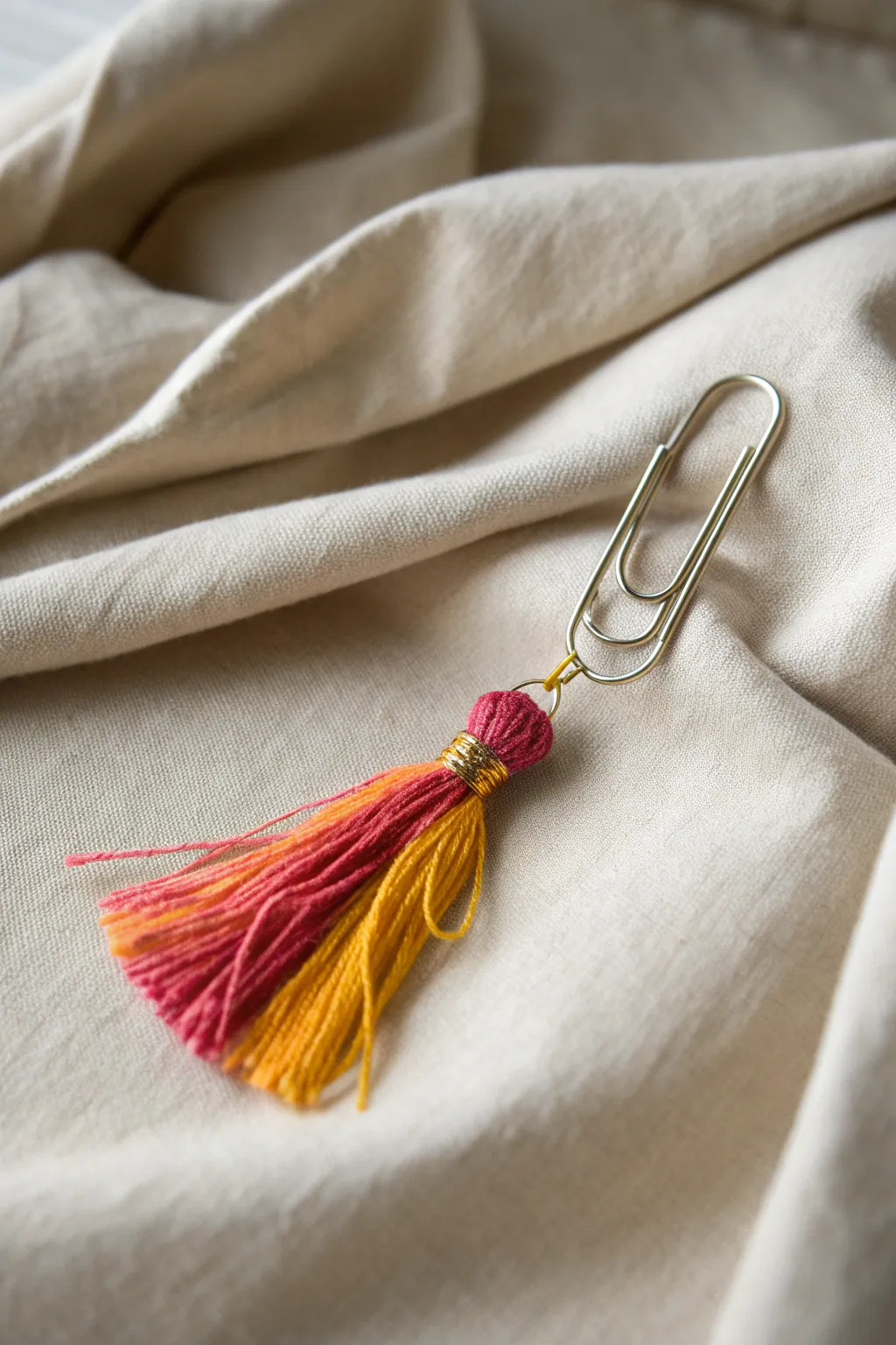 Elevate your stationery game with charming tassel clips; where simplicity meets creativity.