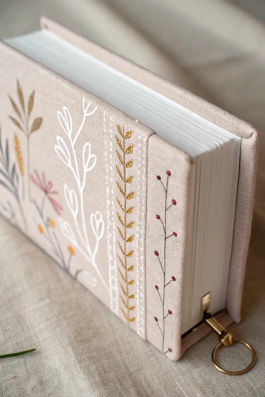 Discover the tactile allure of interactive book spines 🌿📚. A blend of Scandinavian simplicity and Boho charm.
