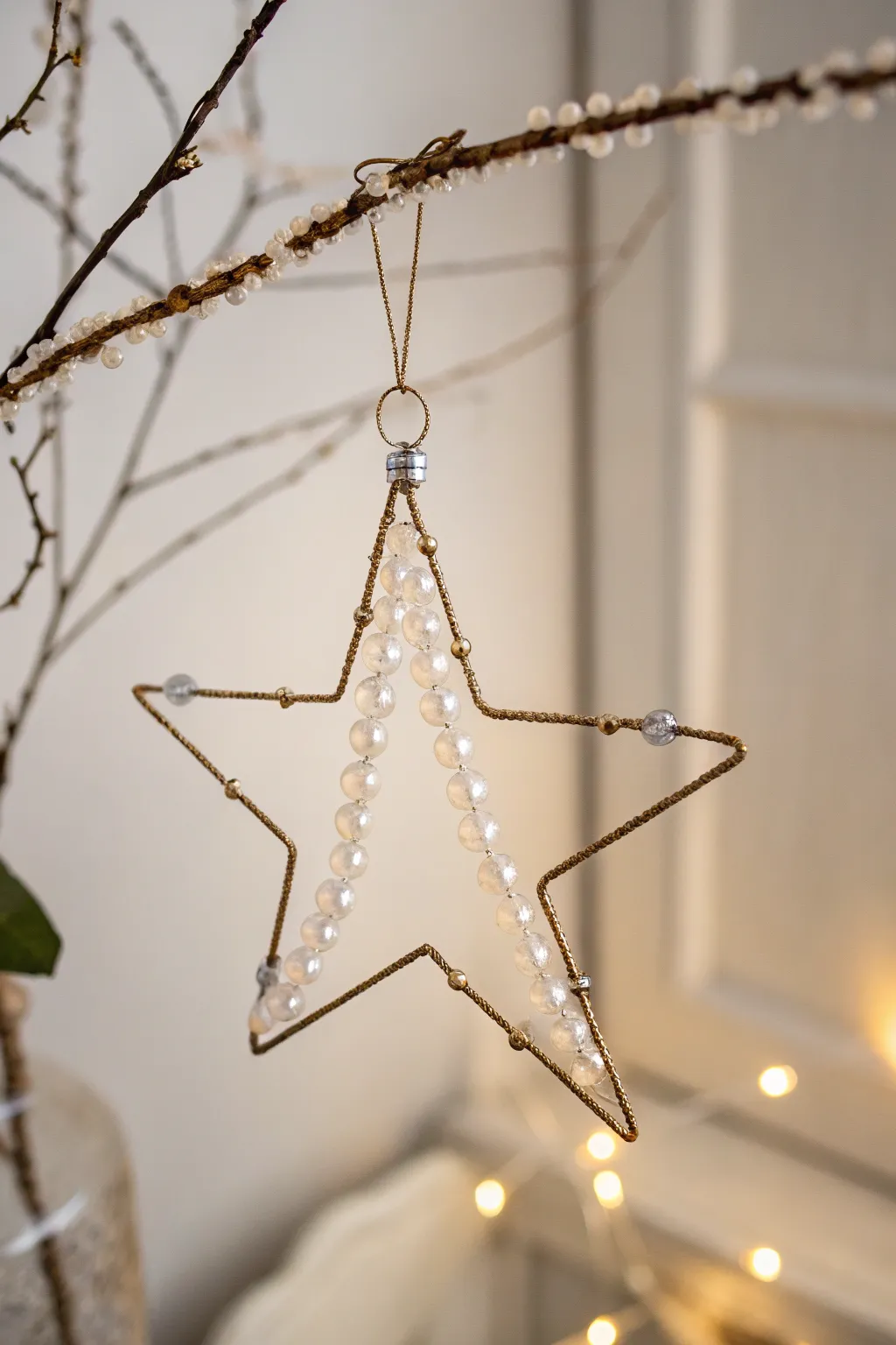 Delicate Wire and Bead Stars: A Minimalist's Holiday Delight