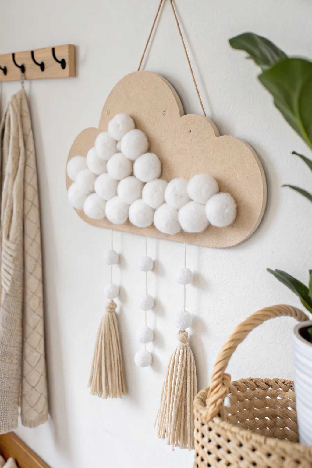 Craft your own dreamy cloud bulletin board—simplicity meets natural beauty!