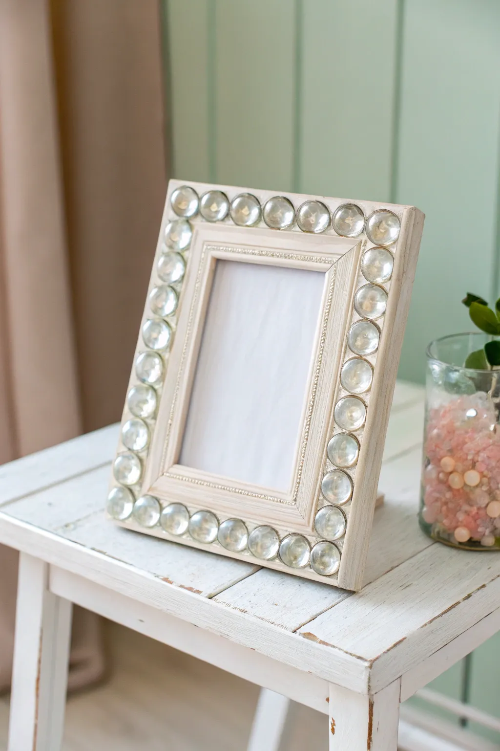 Transform your memories with a touch of sparkle and elegance. #DIYDecor #MinimalistElegance
