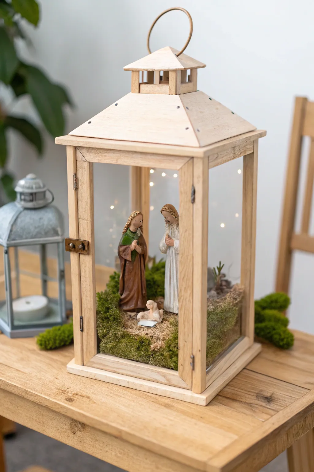 Illuminate your holiday decor with a touch of tradition and simplicity. ✨