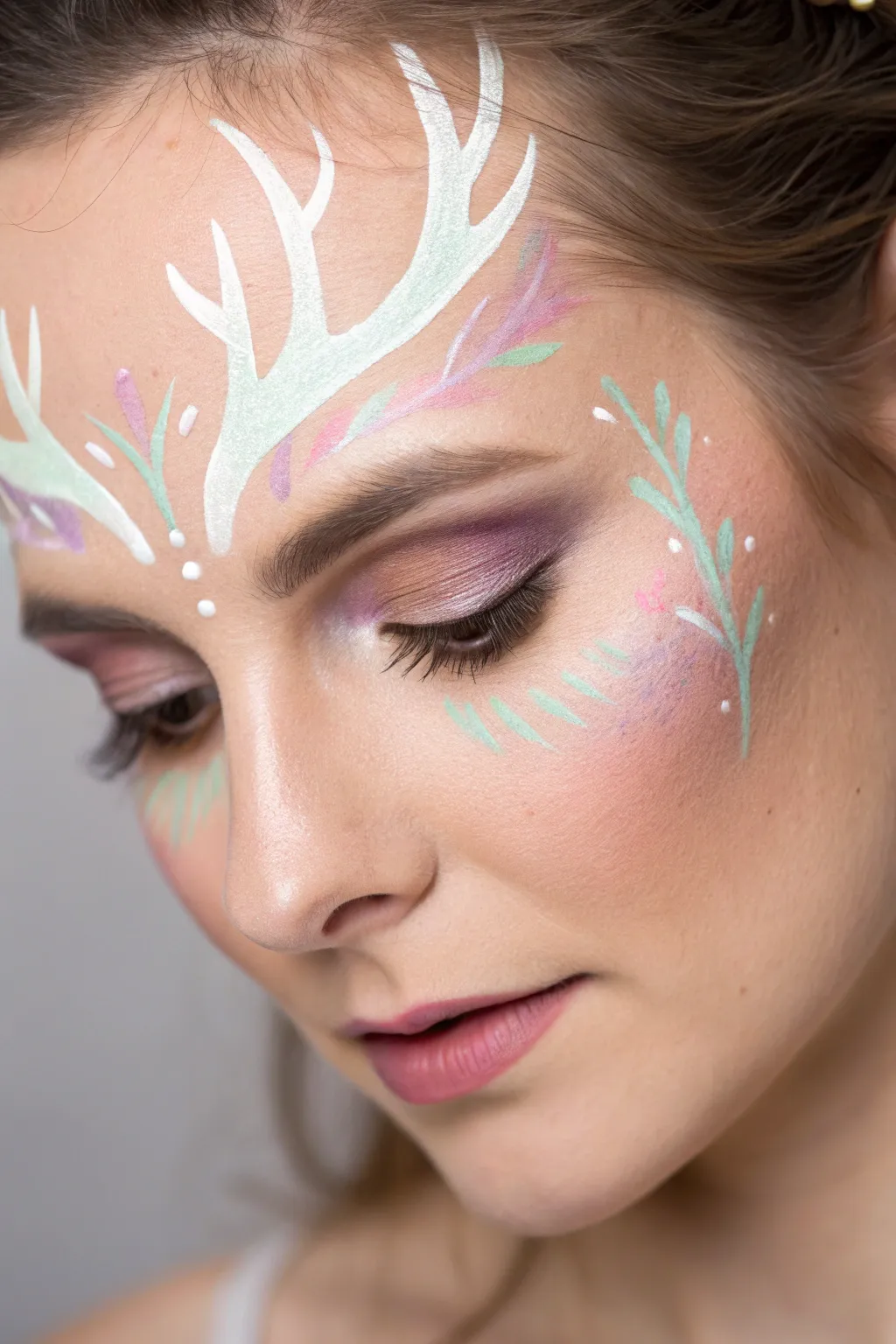 Embrace ethereal elegance with pastel-painted antlers, blending minimalism with boho beauty.