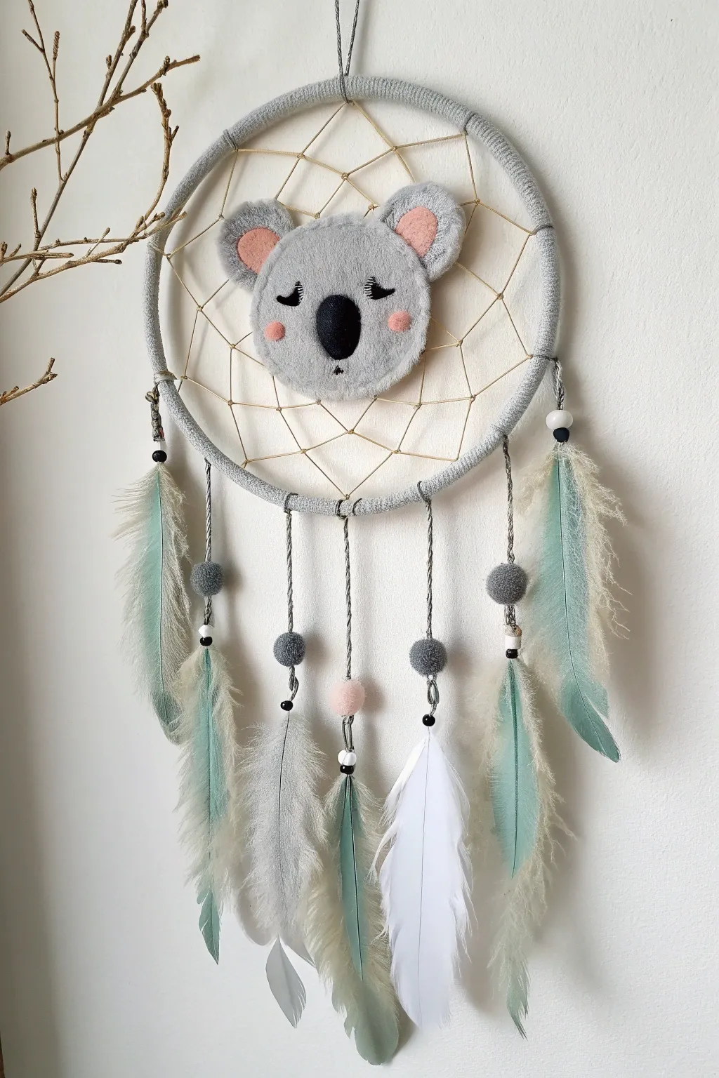 Dream sweetly with this adorable koala-themed dreamcatcher, blending minimalist elegance with boho charm. 🐨✨