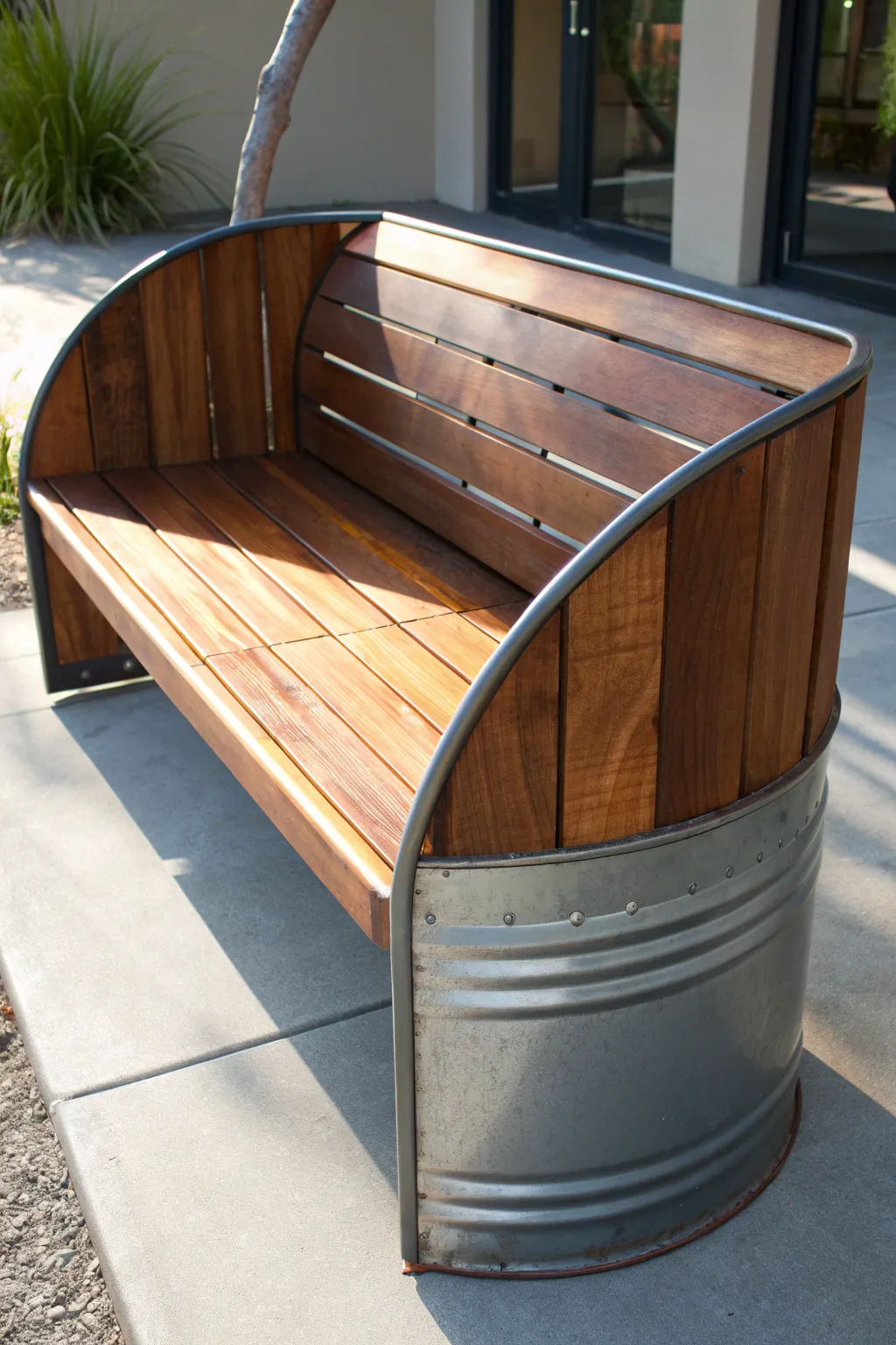 Elevate your patio with this stunning fusion of steel and teak craftsmanship.