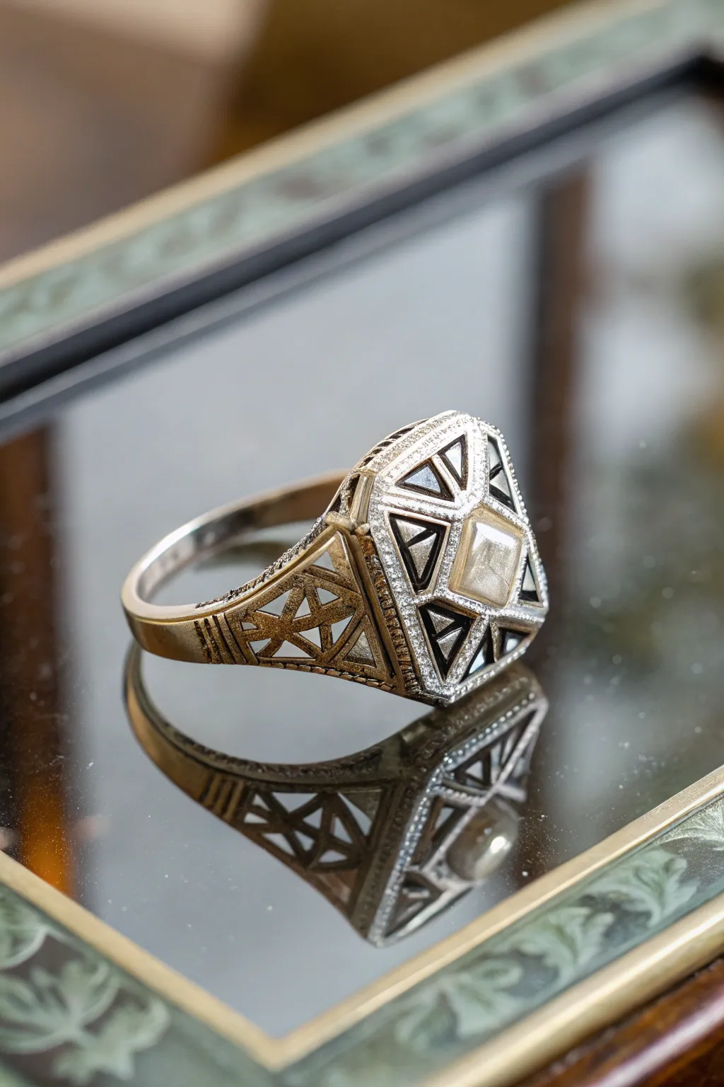 Art Deco elegance captured in a wax ring.