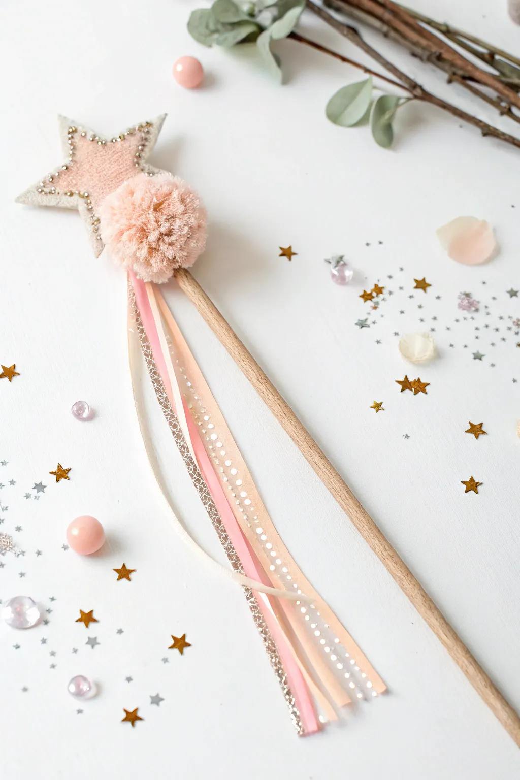 Craft your own fairytale magic with these charming popsicle stick princess wands! ✨🎨 #DIYMagic #MinimalistCraft