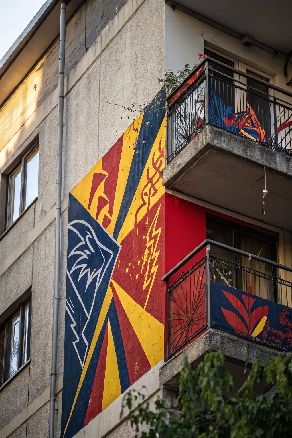 Unleash your creativity: Abstract stencil art that transforms your space.