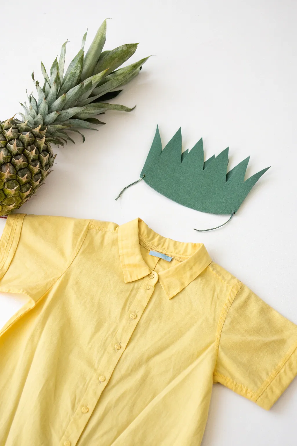 Craft your own tropical delight with this chic pineapple costume idea! 🍍✨ #DIYFashion