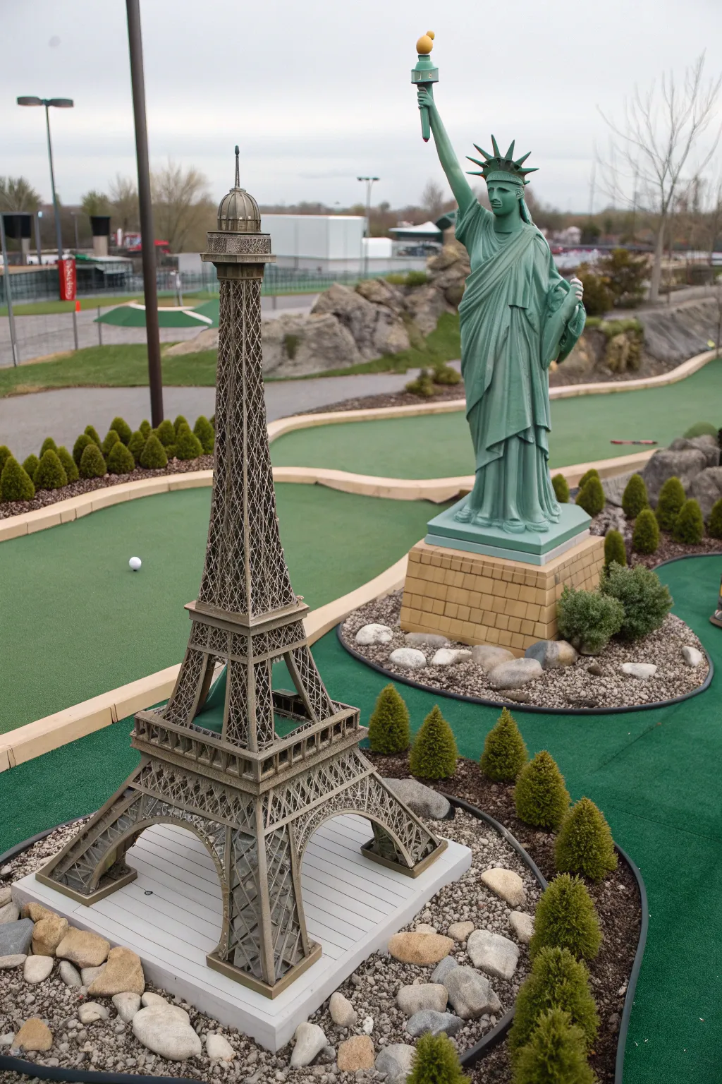 Embark on a global adventure with every swing at this landmark-inspired mini golf hole!