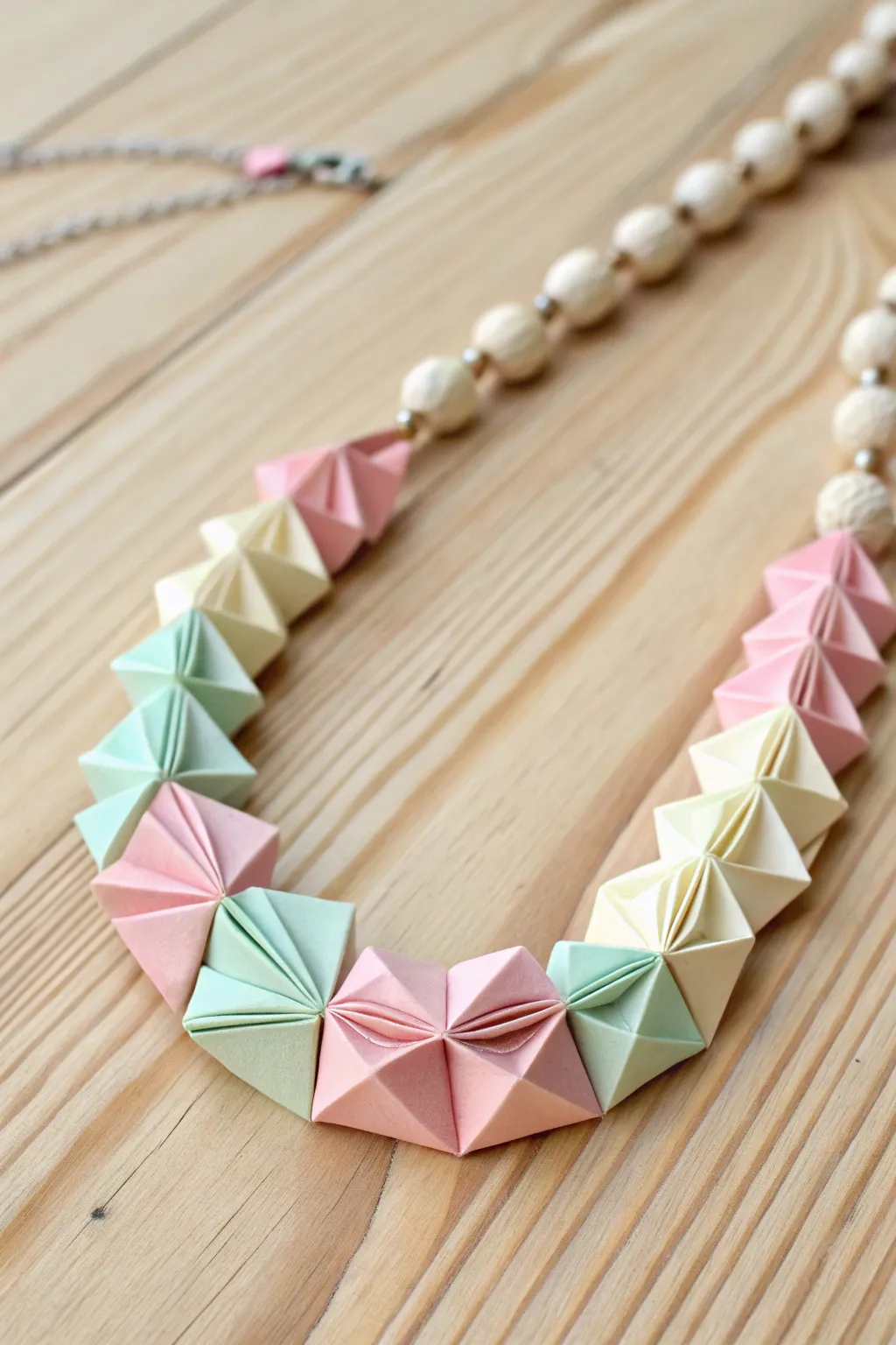 Delicate elegance: Handmade paper jewelry that combines minimalist design with a boho touch.