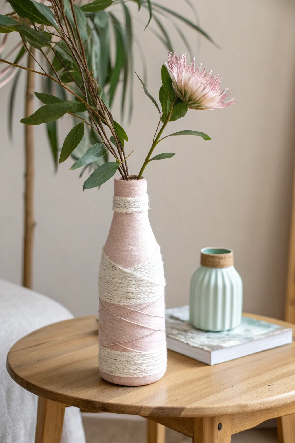 Transform plastic into elegance: A minimalist vase with boho flair.