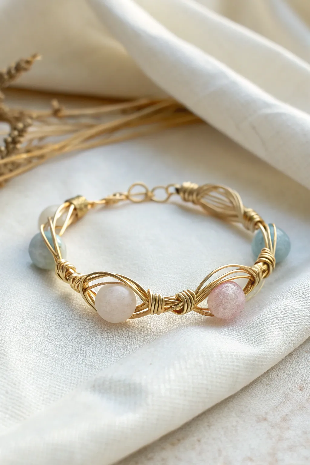 Discover the art of wire-wrapped beauty with this minimalist boho bracelet.