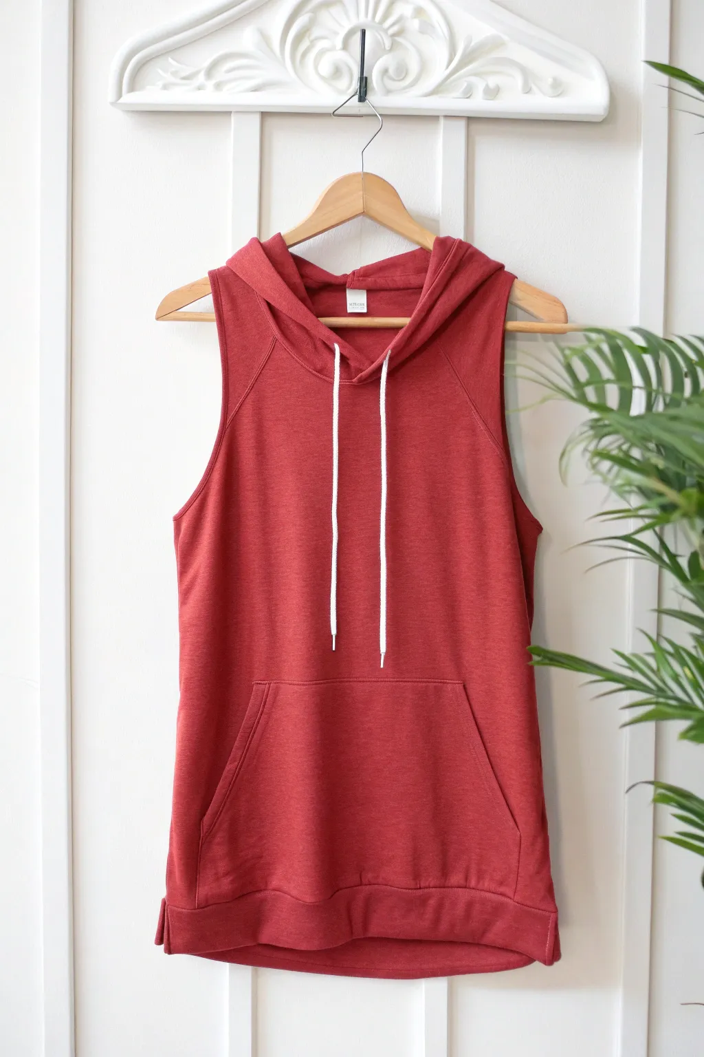 Transform your hoodie into a chic racerback for a sporty summer vibe! #DIYFashion #MinimalistStyle
