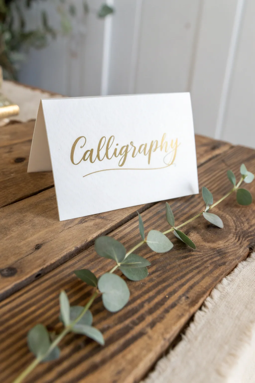 Elevate your wedding table with personalized DIY place cards—simple, chic, and memorable.