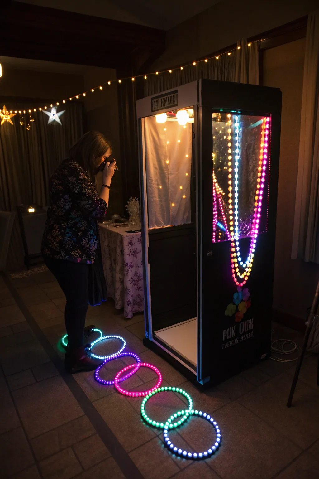 Illuminate your photos with light-up accessories