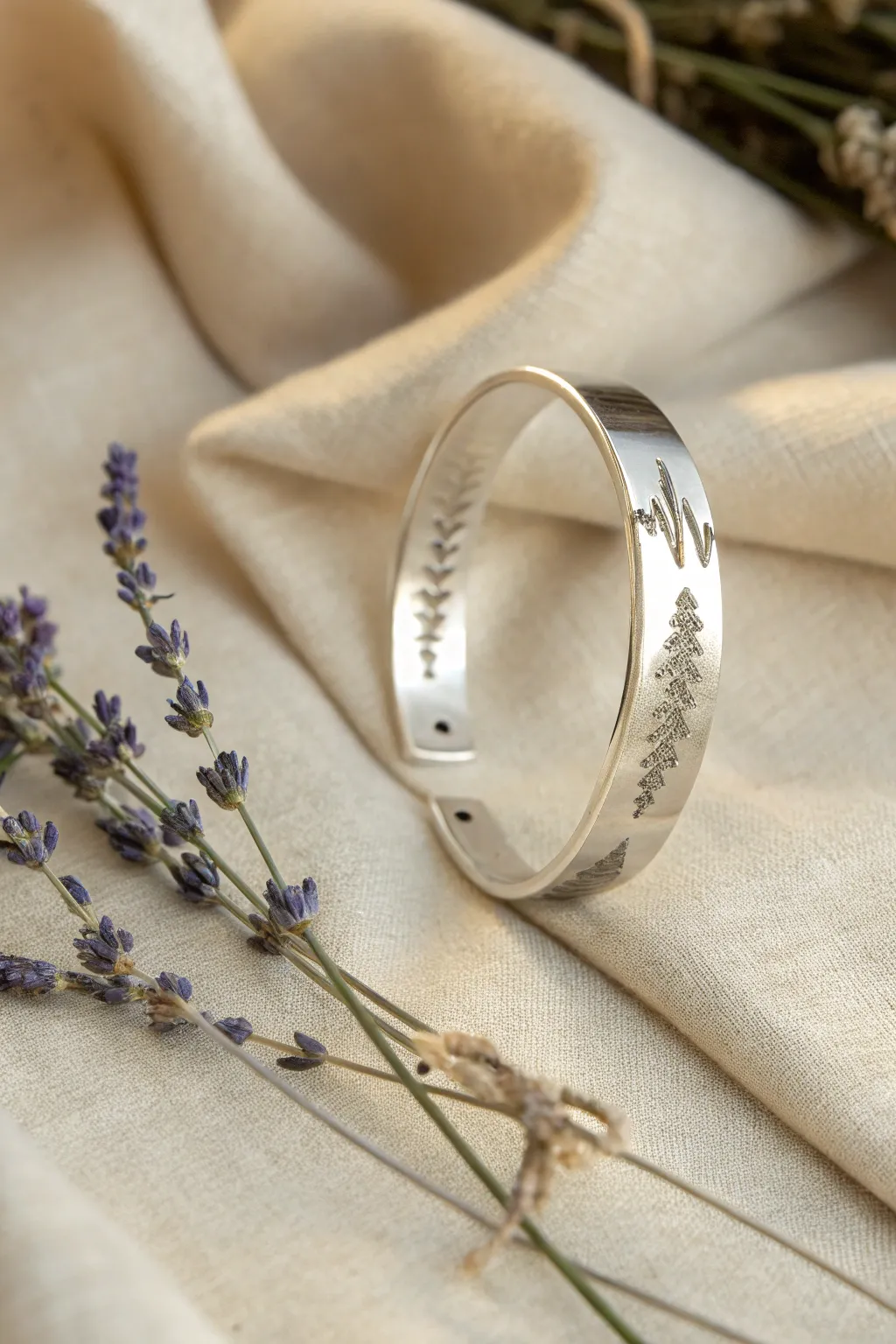 Wear your memories: Custom soundwave jewelry that speaks to your heart.