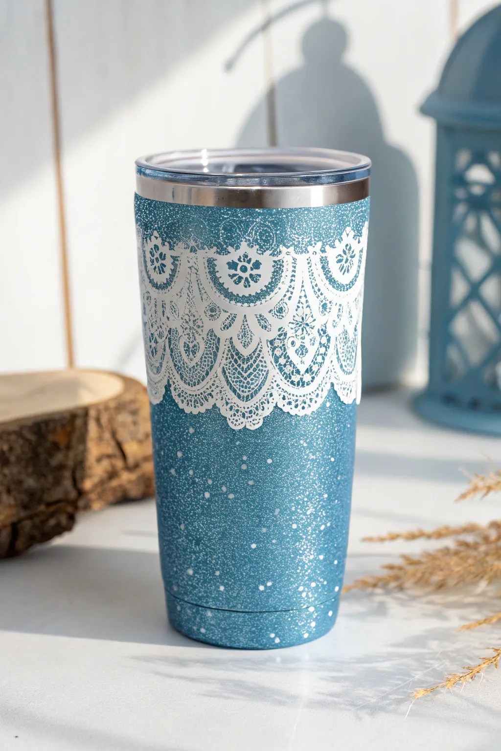 Elevate your gatherings with this vintage lace-inspired glitter tumbler, where Scandinavian simplicity meets Boho elegance.