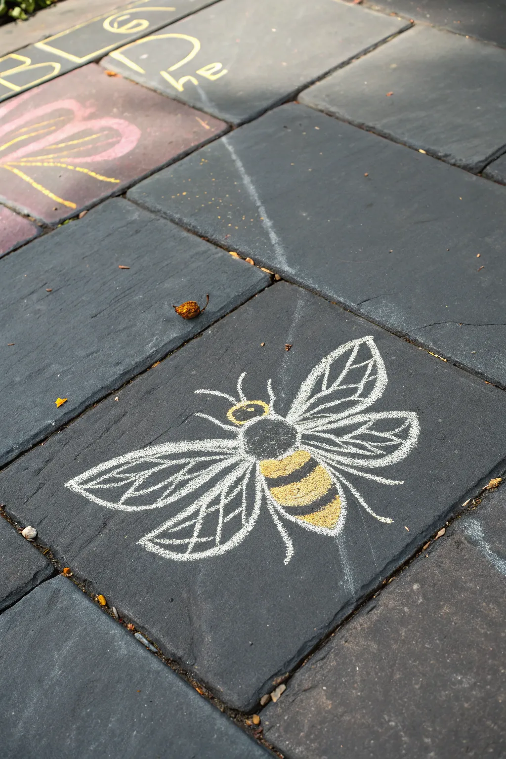 Bring a touch of joy to your day with this charming chalk bee design!
