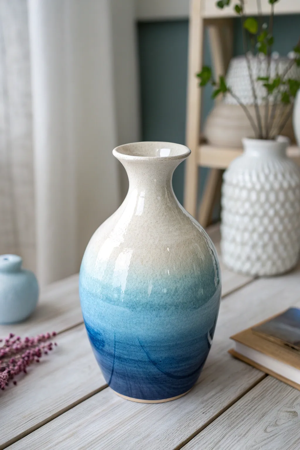 Discover the elegance of ombre: a touch of artistry in simplicity.