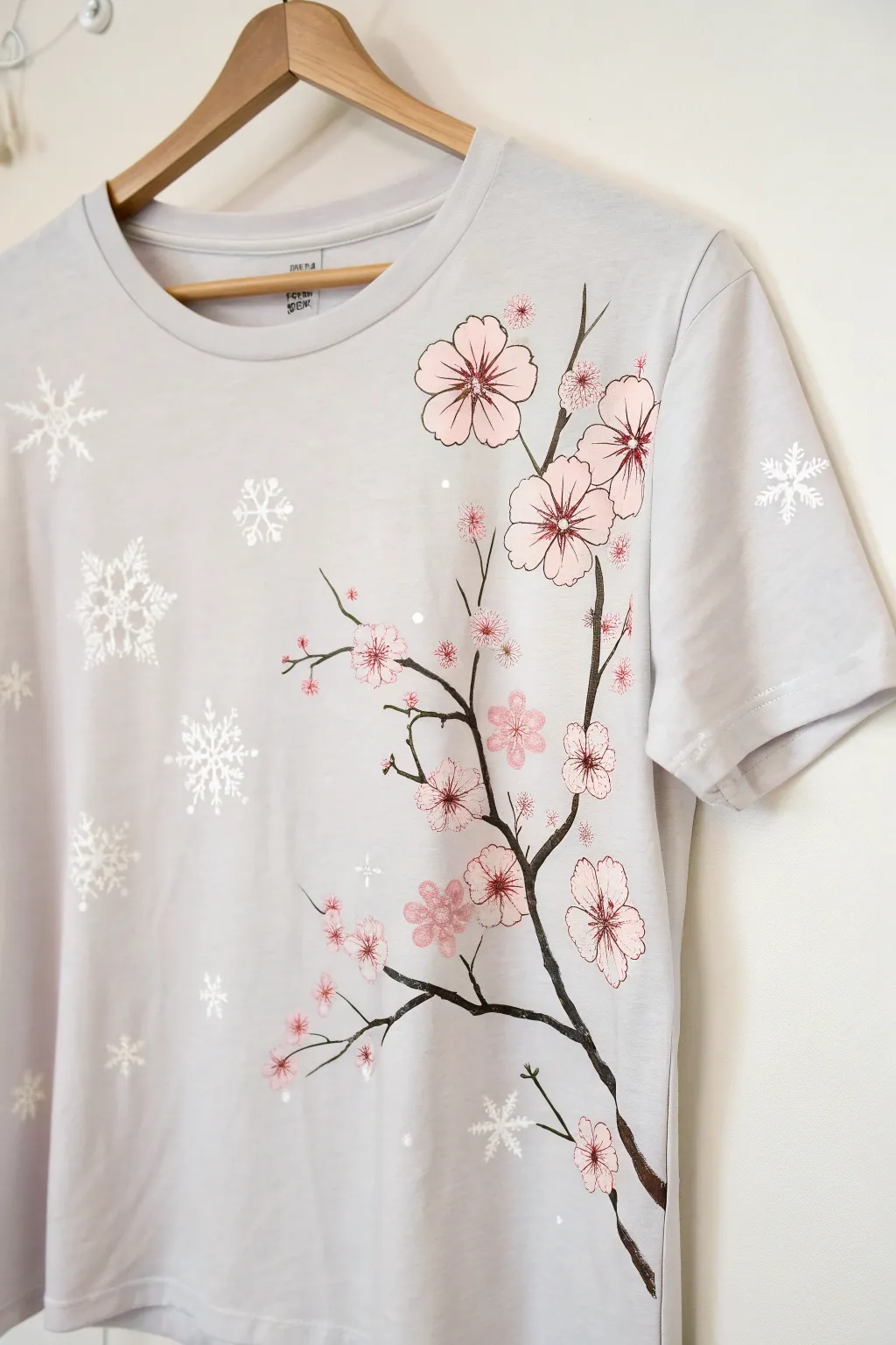 Celebrate the seasons with artful elegance 🌸❄️ Transform your wardrobe with nature-inspired designs.