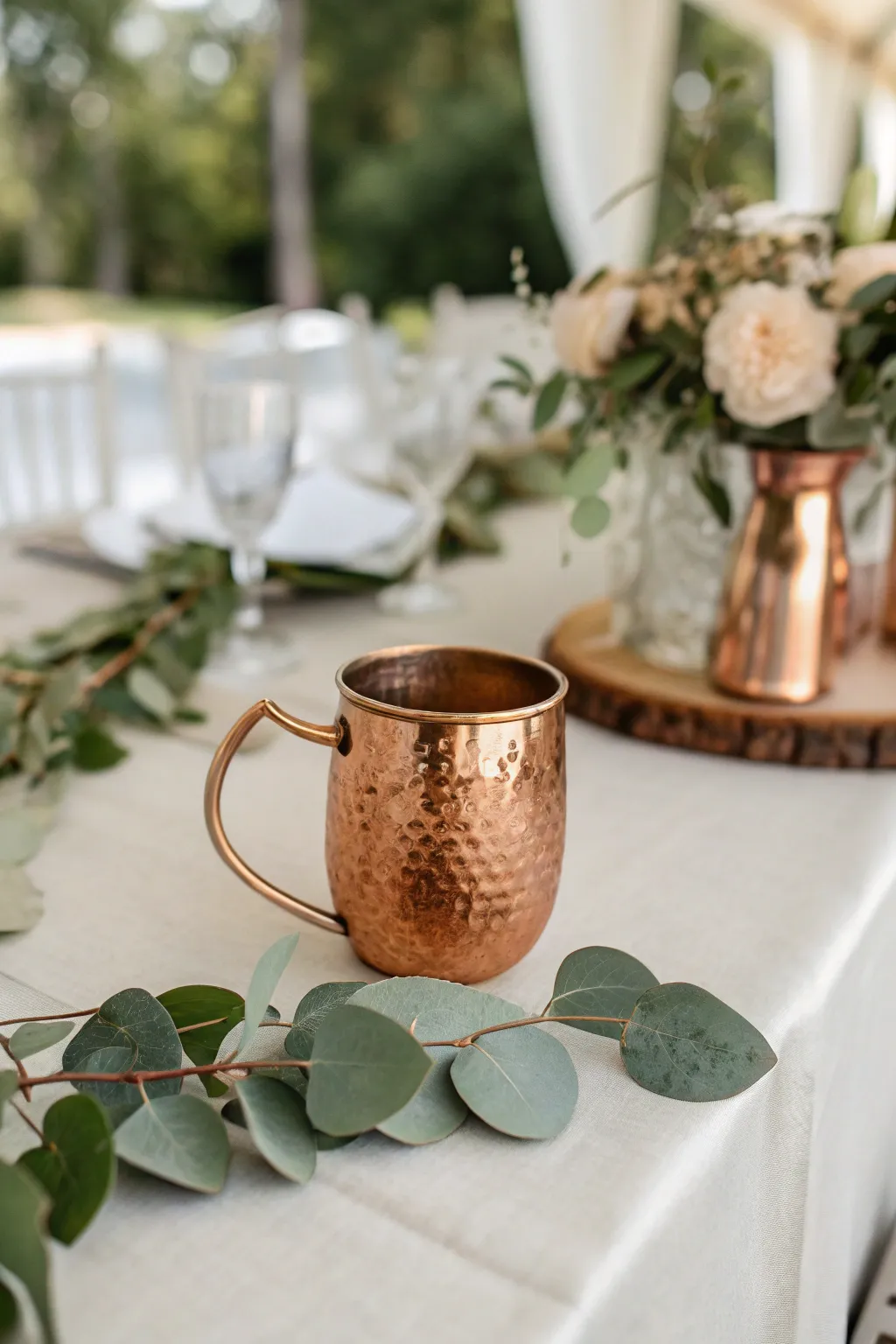 Add a touch of rustic elegance to your wedding with beautifully crafted copper mugs. Perfect for both favors and cocktails!