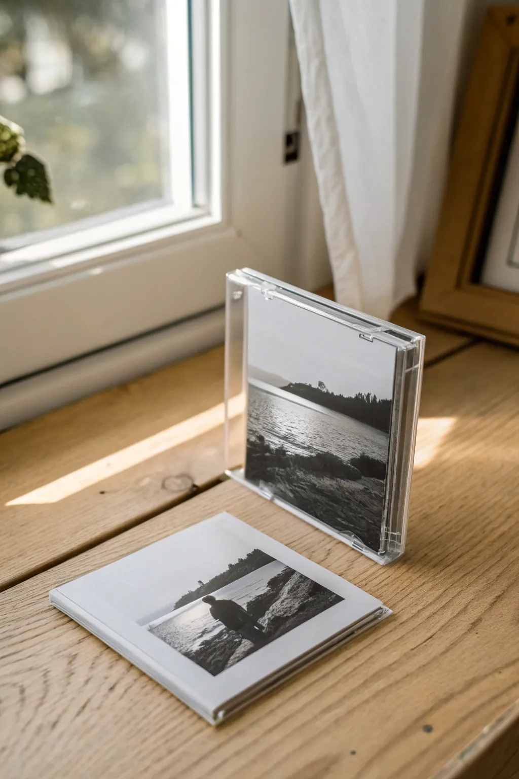 Transform simplicity into beauty with this DIY CD case photo frame, perfect for a minimalist touch.