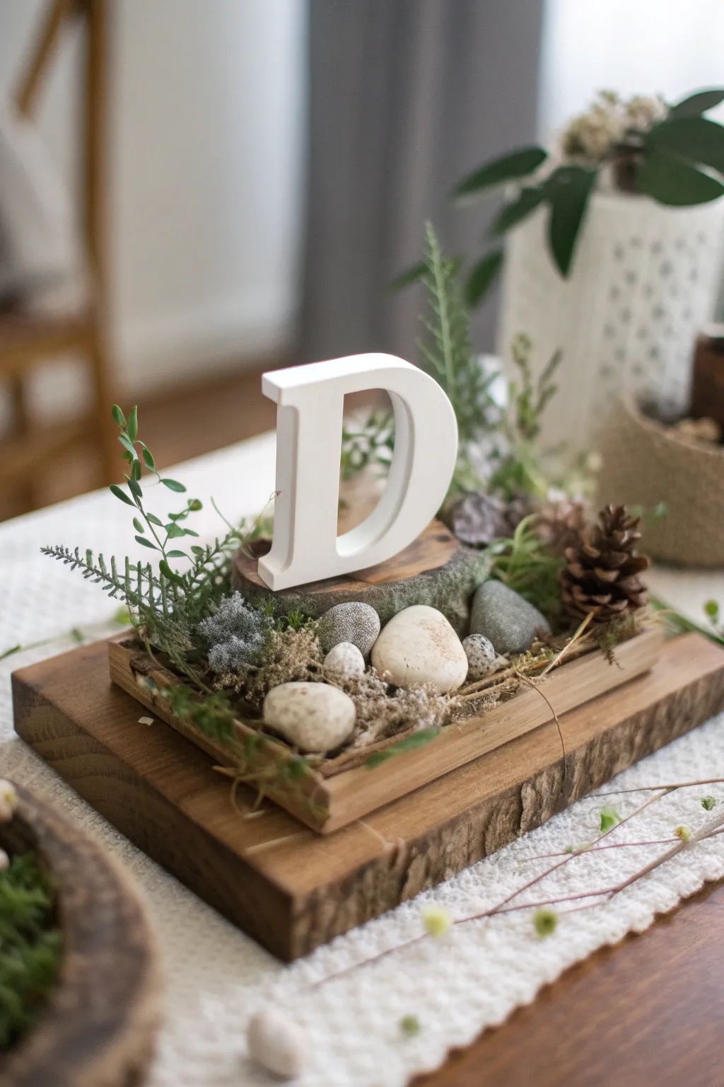 Discover the charm of miniature worlds with our Dynamic Diorama: where simplicity meets imagination.