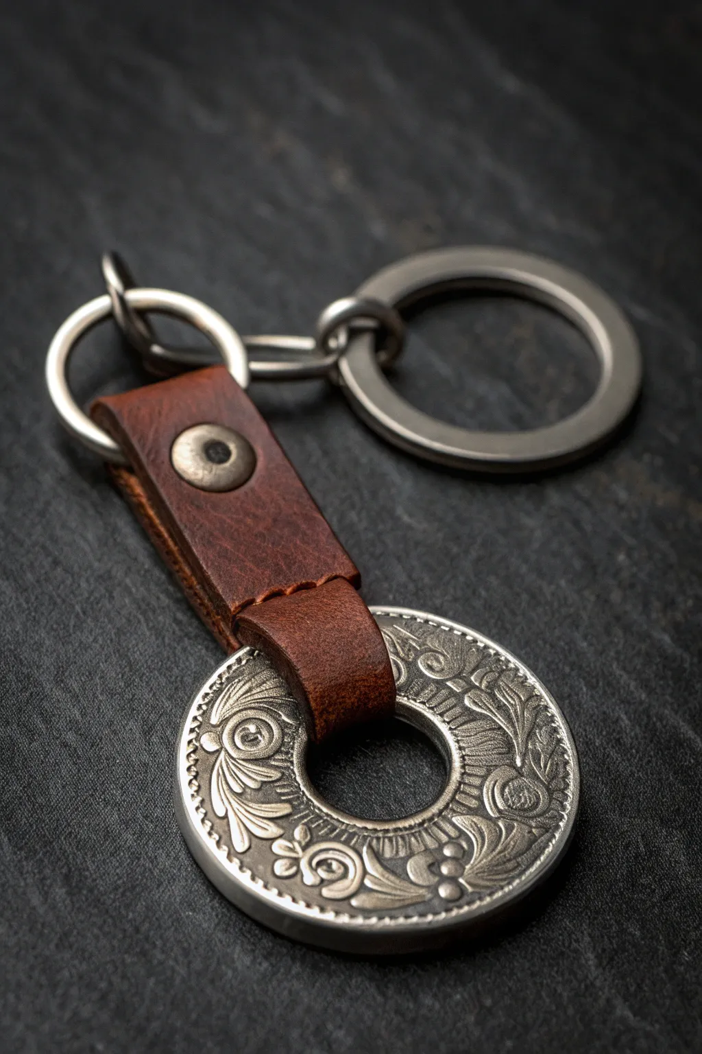 Transform a simple washer into a sleek, personalized keychain with engraving. Perfect for adding a touch of craftsmanship to your everyday carry.