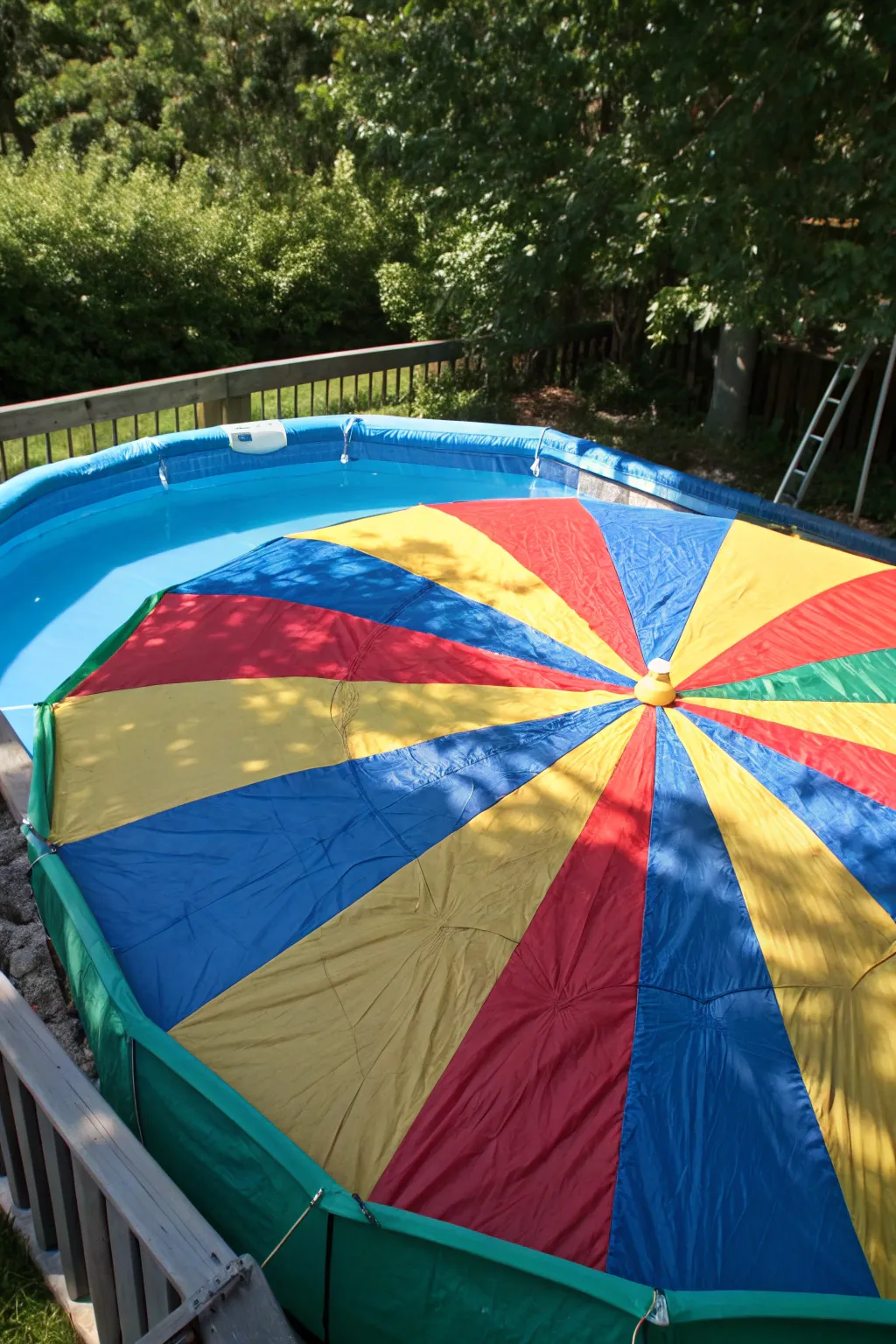 Transform your pool with a splash of color using repurposed parasol fabric!