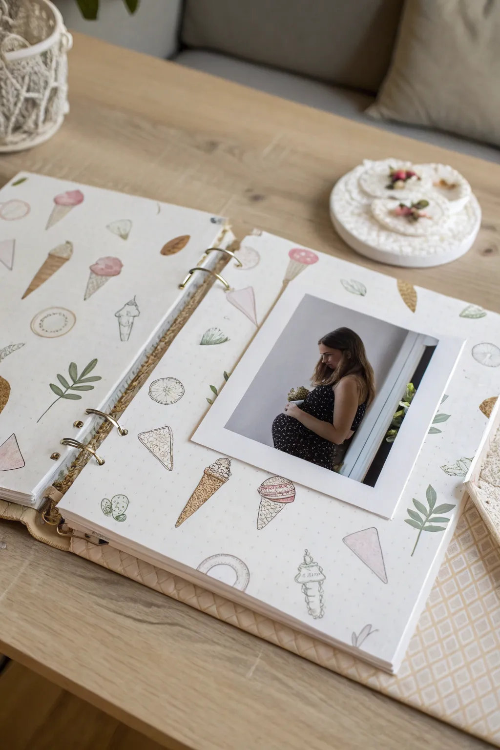 Capture every moment of your pregnancy journey with minimalist elegance and a touch of boho charm.