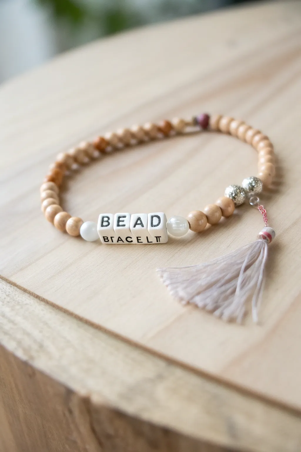 Craft your story with personalized letter bracelets – a touch of elegance and meaning.