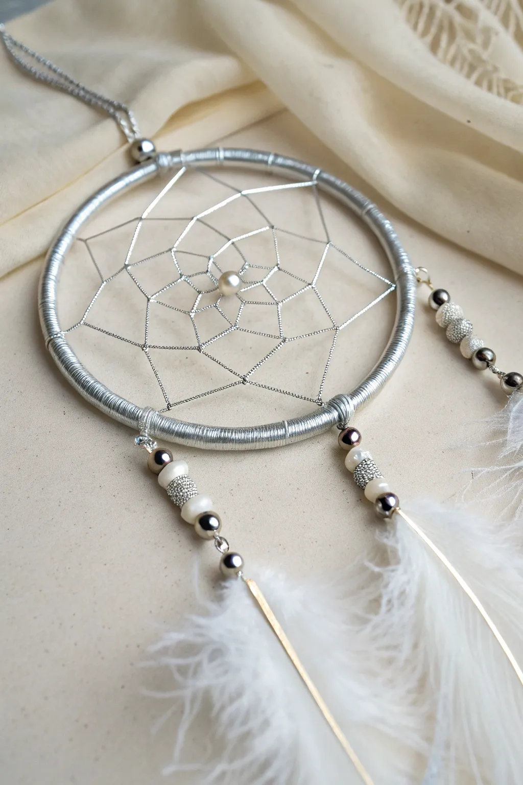 Embrace minimalist elegance with this chic DIY dream catcher.