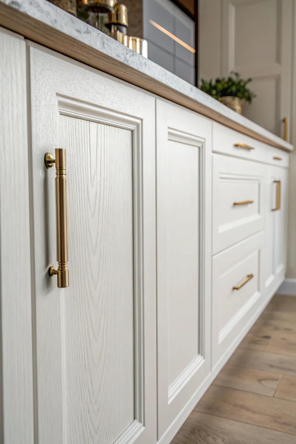 Embrace timeless charm with classic white kitchen cabinets, where simplicity meets elegance.