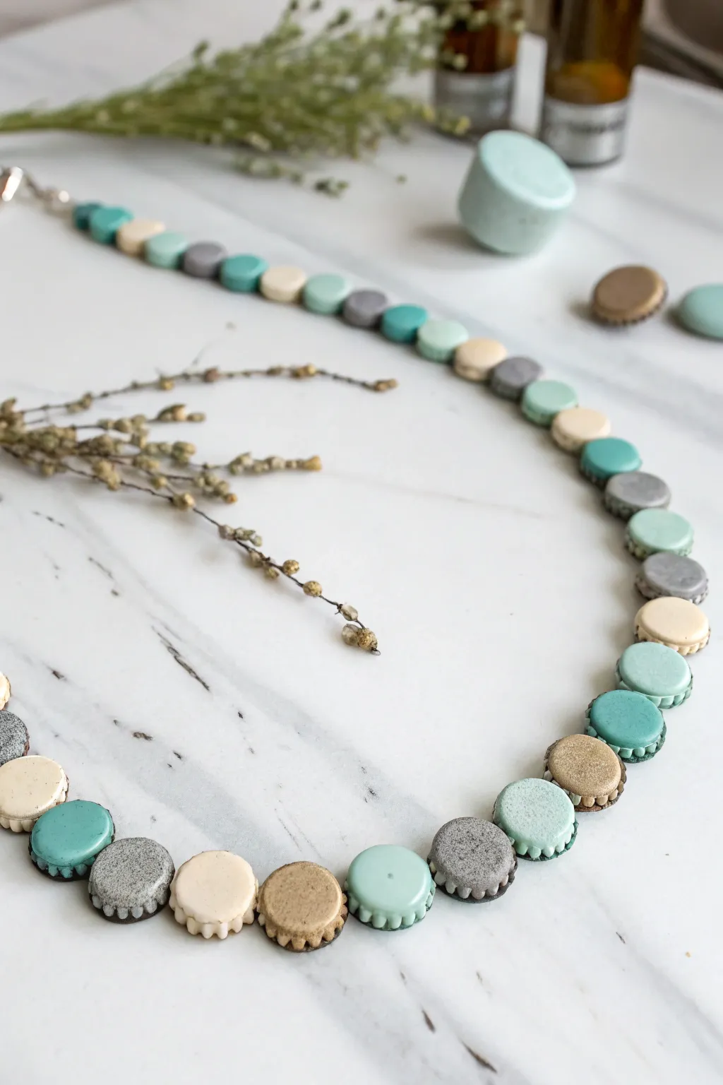 Embrace sustainable style with this chic bottle cap necklace, where minimalism meets boho flair.