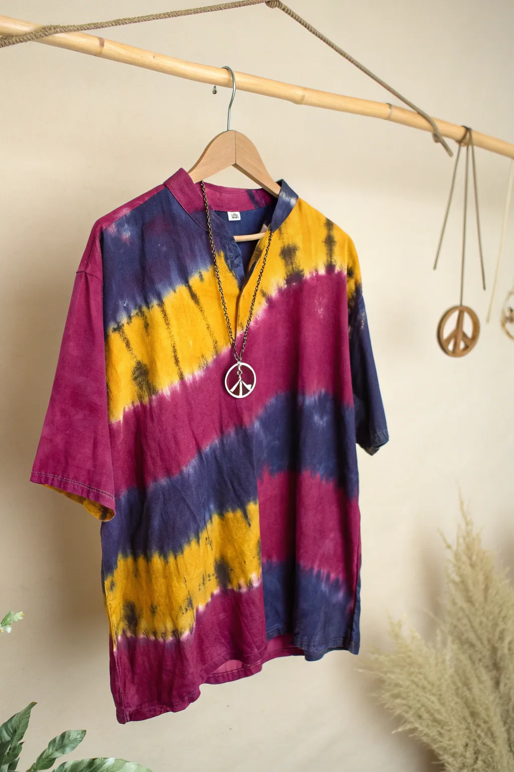 Groove into retro vibes with a splash of bold colors and peace-loving style. 🌈✌️