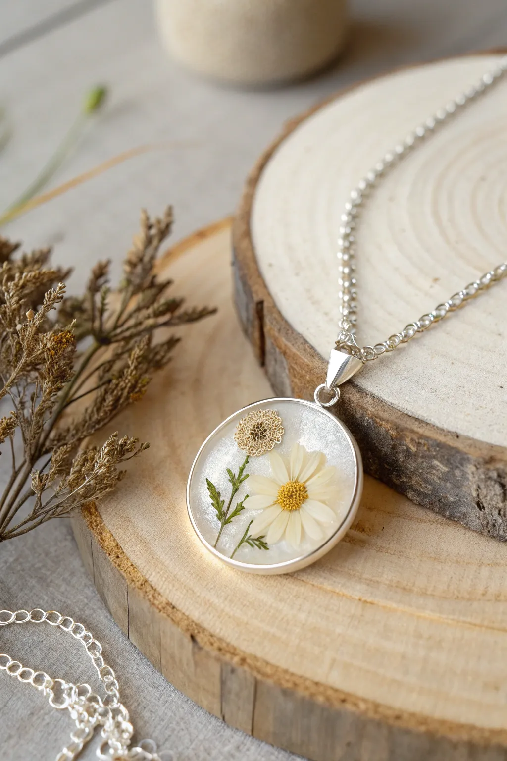 Wear your wedding day forever with a pendant crafted from your bouquet's petals. A touch of elegance and nature, perfectly captured.