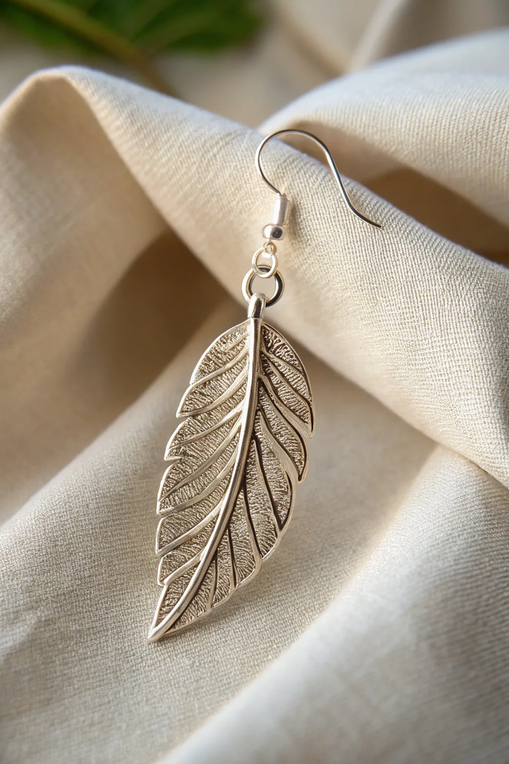 Elevate your style with nature's elegance: discover the beauty of leaf-inspired earrings.