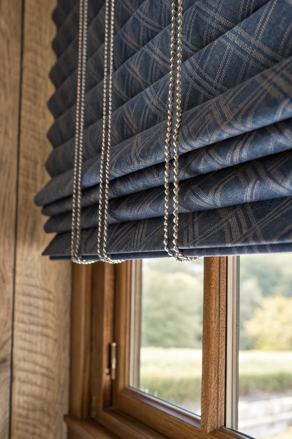 Effortless style with a no-sew approach: Transform your space with custom DIY mini blinds.