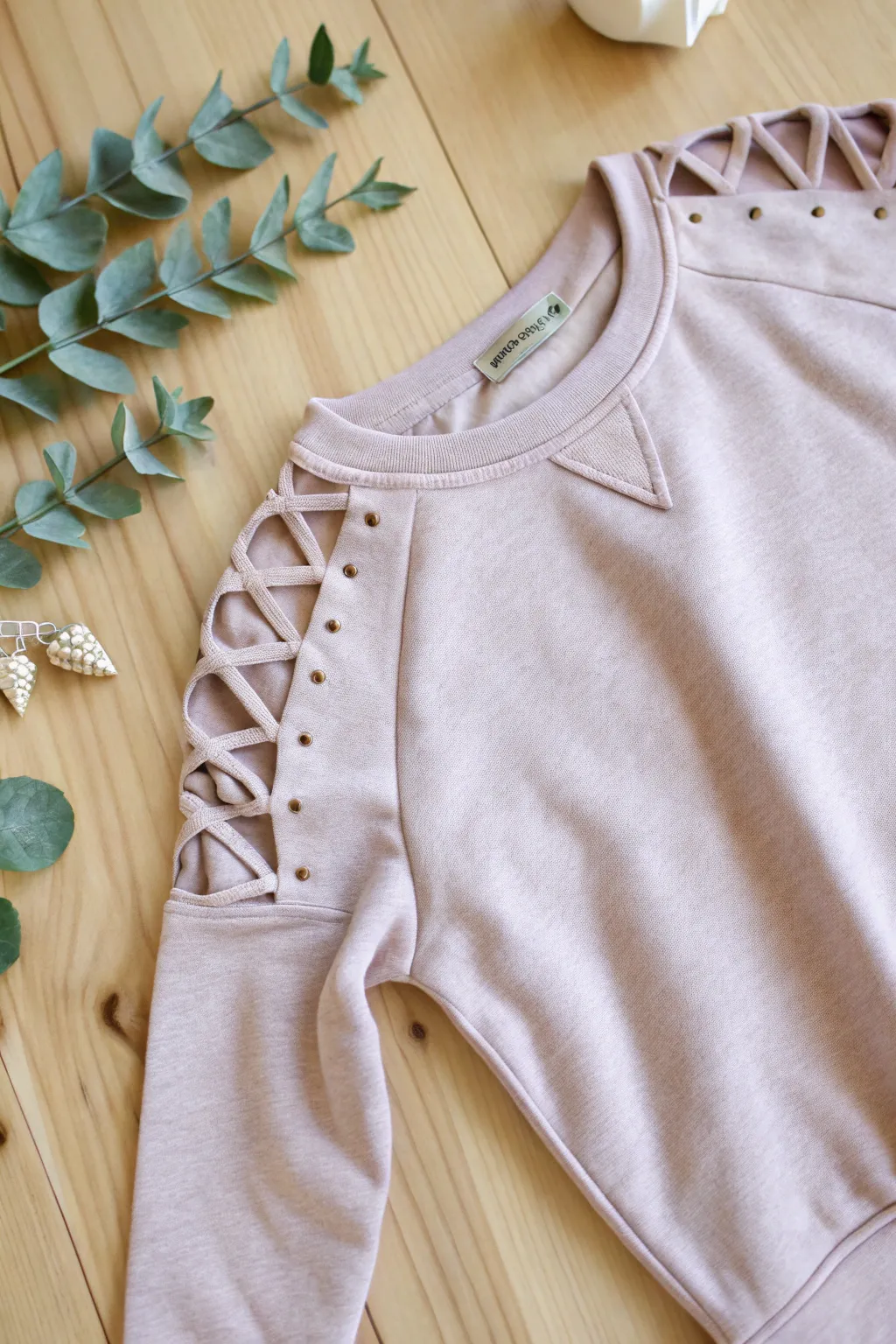 Elevate your style with chic shoulder cutouts—where simplicity meets elegance.