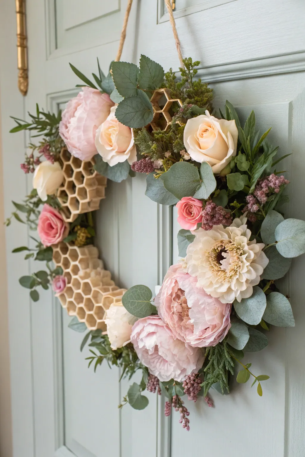 Welcome guests with the natural elegance of a Floral Honeycomb Wreath, where simplicity meets beauty.