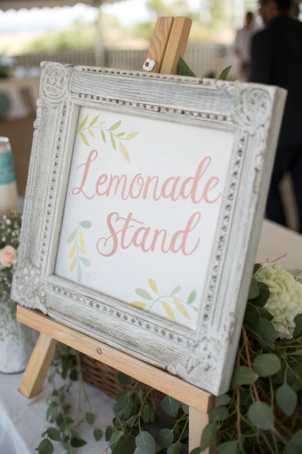 Elevate your lemonade stand with a touch of elegance and simplicity.