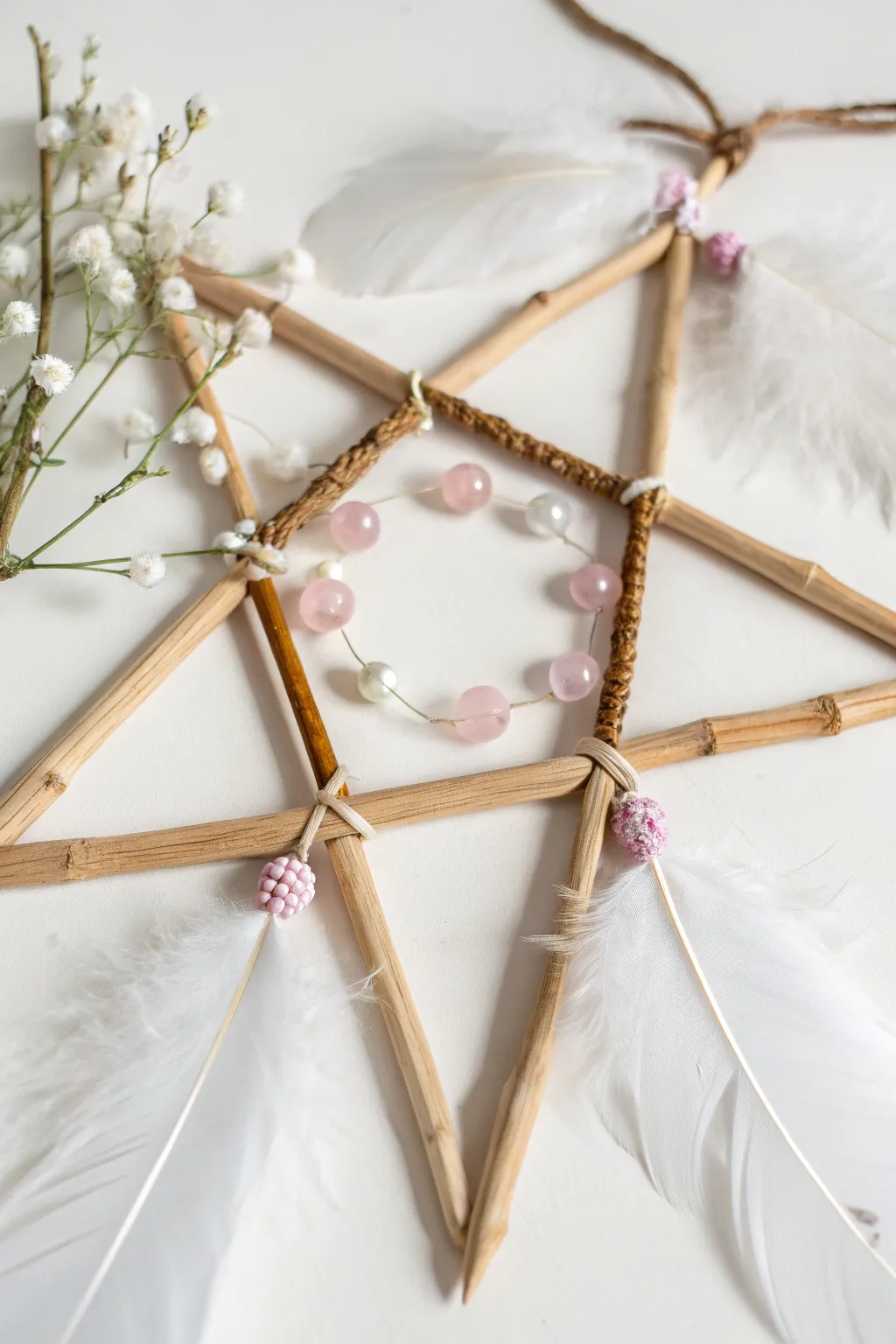 Embrace simplicity and elegance with this charming craft stick star, a perfect blend of Scandinavian minimalism and Boho flair.