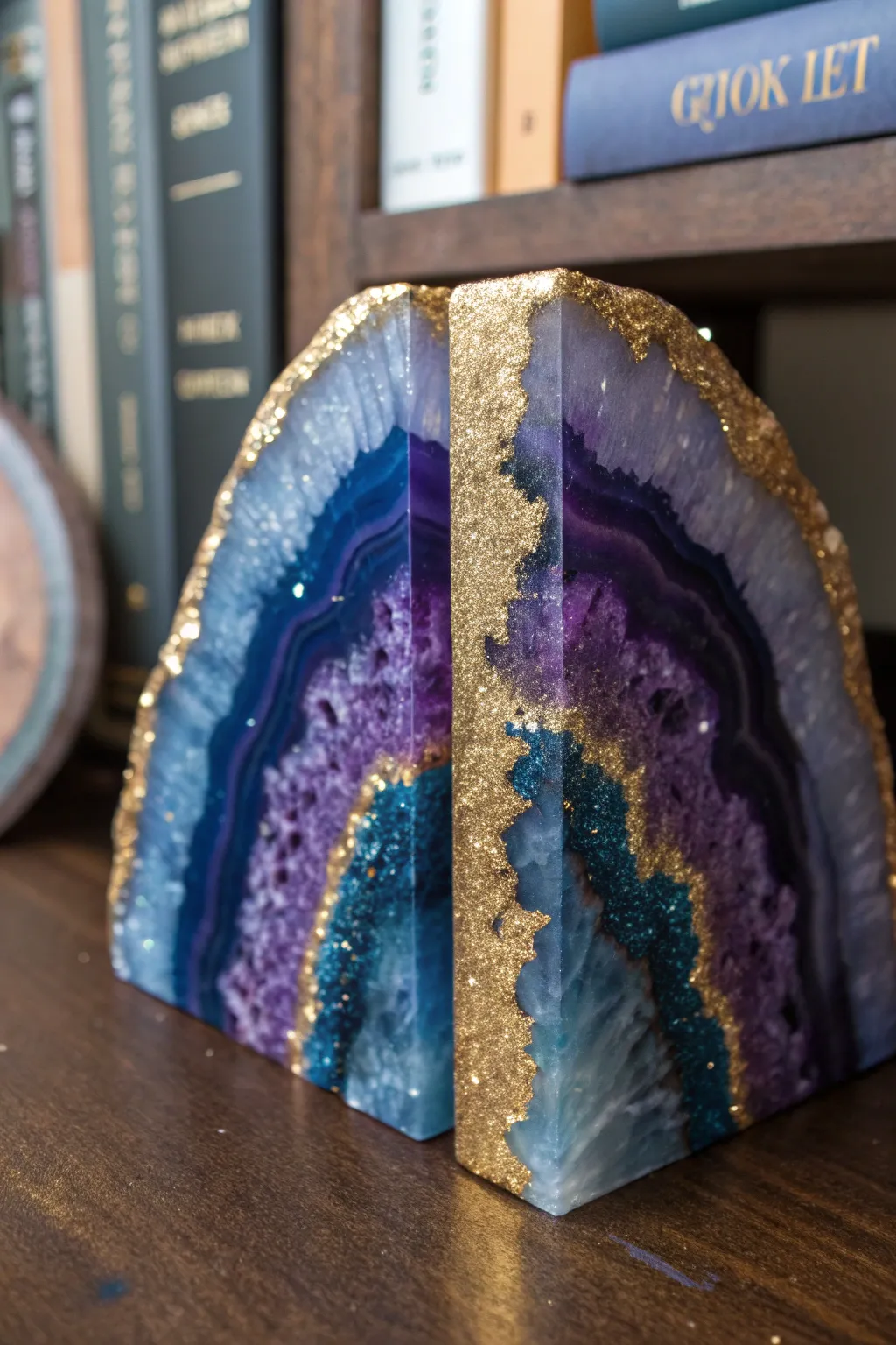 Elevate your bookshelf with stunning geode resin bookends that blend natural elegance with artistic flair.