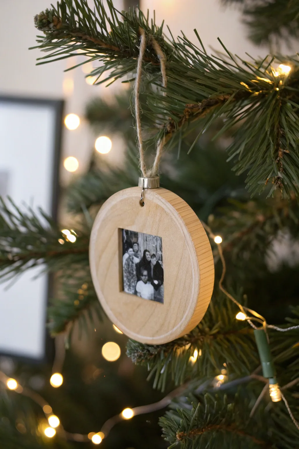 Capture memories with a touch of elegance this holiday season.