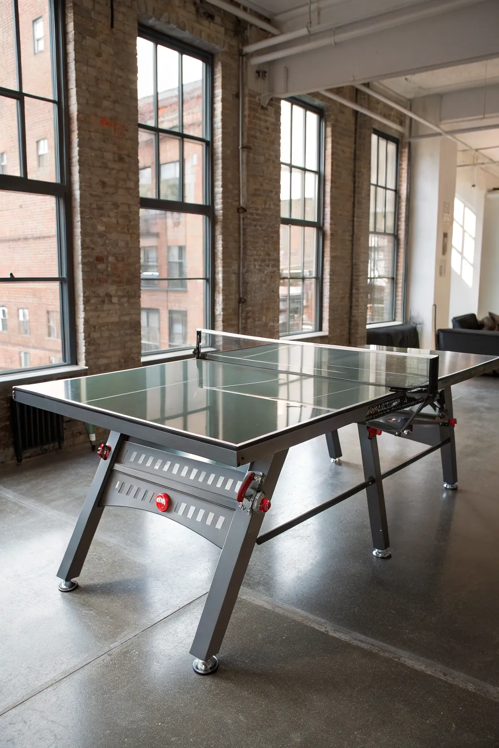 Where elegance meets play: the perfect fusion of glass and metal.