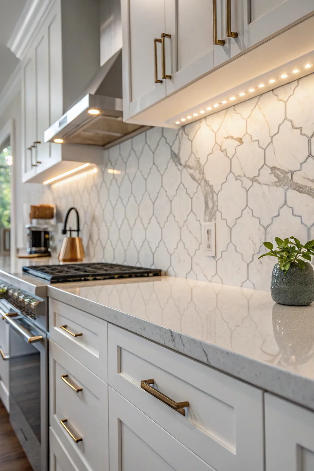 Elevate your kitchen design with a sleek and easy-to-clean quartz backsplash.
